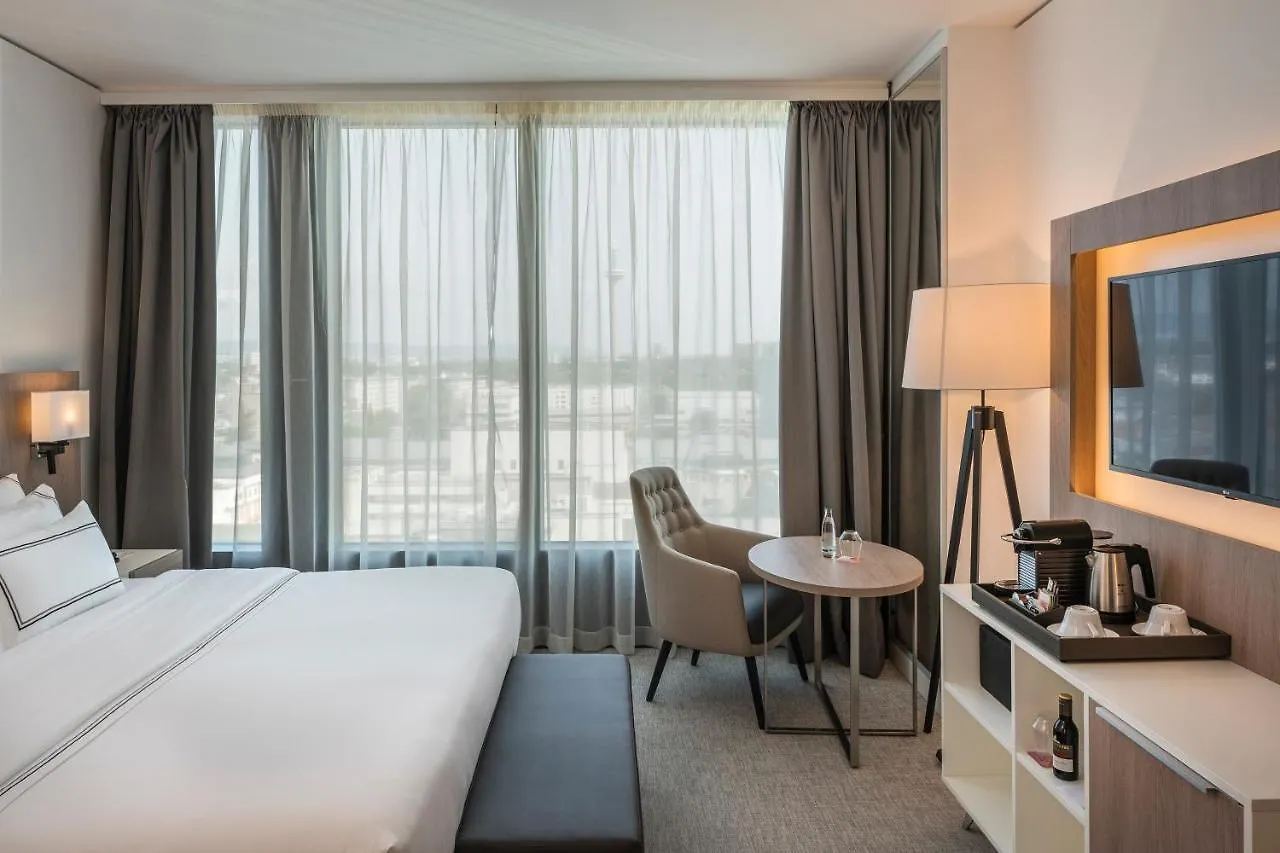 **** Hotel Meliá Frankfurt City Frankfurt am Main Alemanha